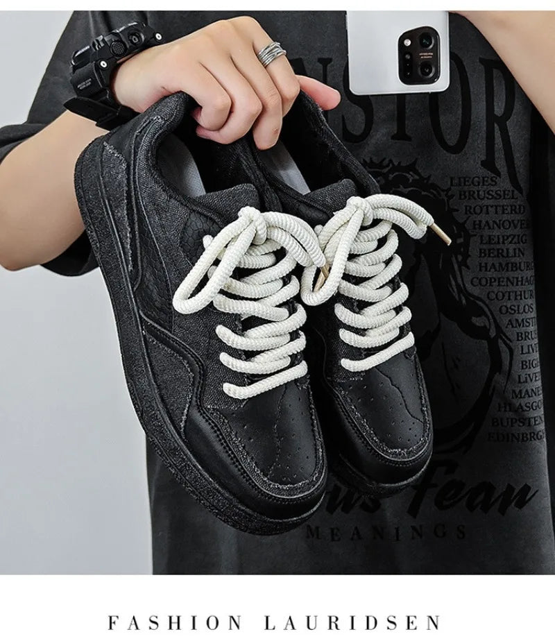 Fashionable and Luxurious New Men Sports Shoes Solid Color Round Toe Flat Spring Flat Bottom Thick Sole Comfortable Sports Shoes