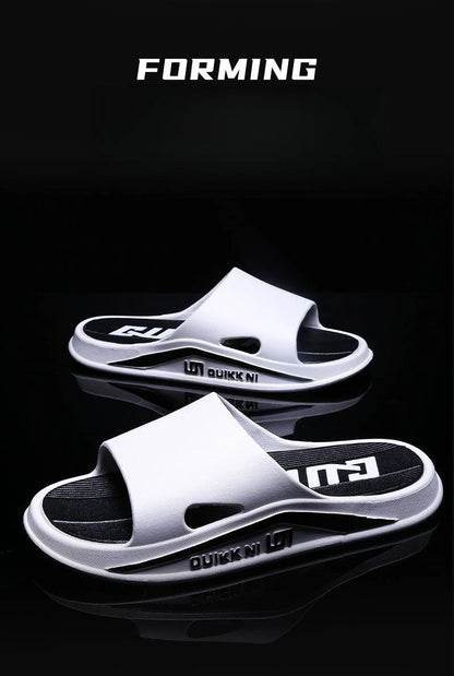 Fashion Men Slippers PVC Soft Sole Non-slip Men Flip Flops Outdoor Thick Bottom Beach Sandals Home Bathroom Couples Slippers New