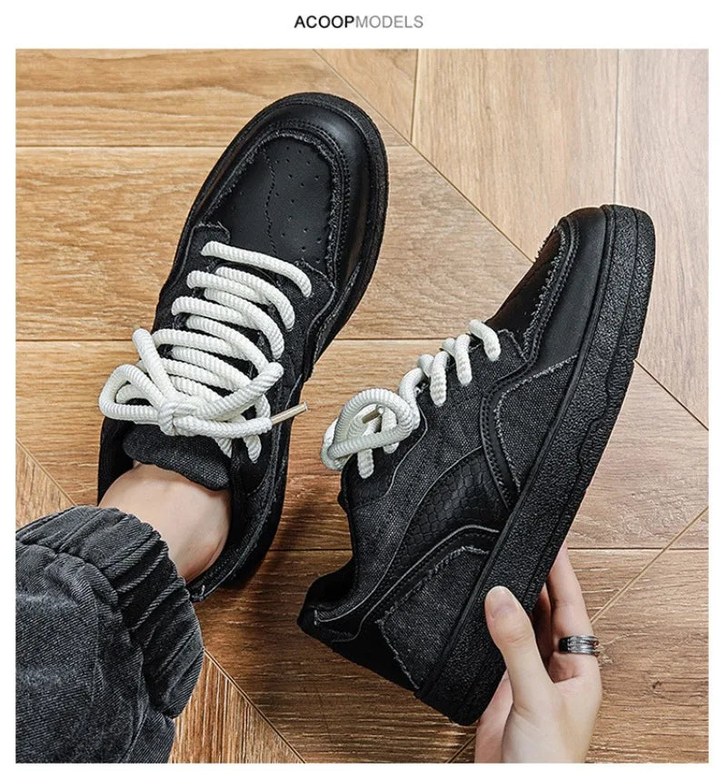 Fashionable and Luxurious New Men Sports Shoes Solid Color Round Toe Flat Spring Flat Bottom Thick Sole Comfortable Sports Shoes